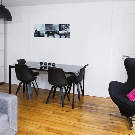 Apartment Apart By Jo
