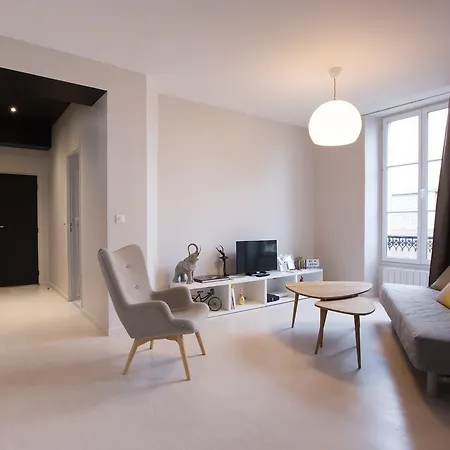 Apart By Jo Apartment