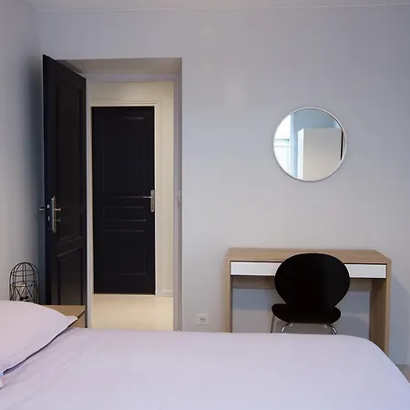 Apart By Jo Apartment *